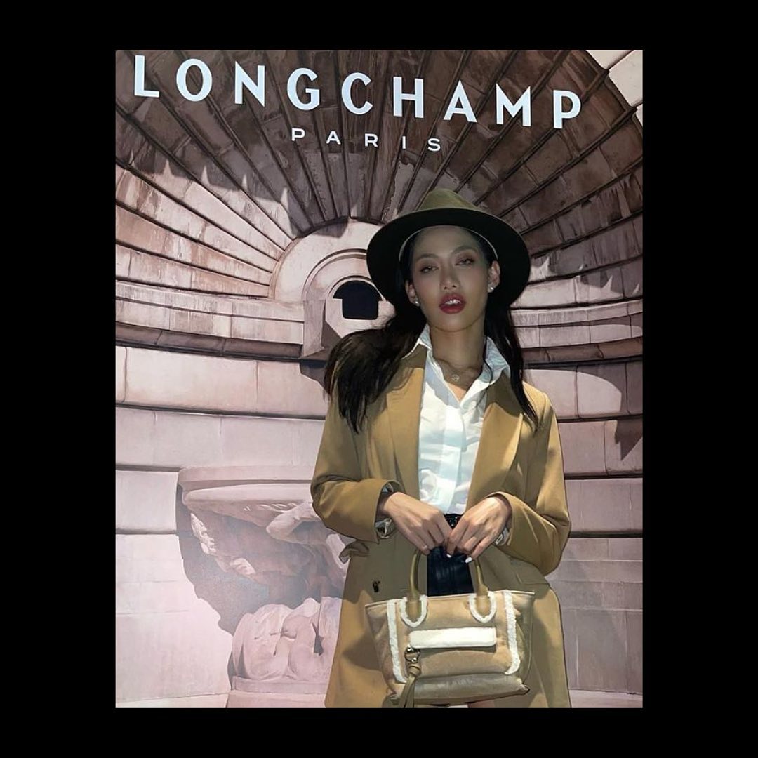 @rozalynxx portait notre chapeau feutre à l'événement Longchamp lors de la Fashion Week.
.
Photo @rozalynxx